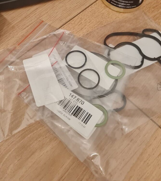 uszczelki1.thumb.jpeg.5e77dd07293e9b0c1842fadb6d715bef.jpeg